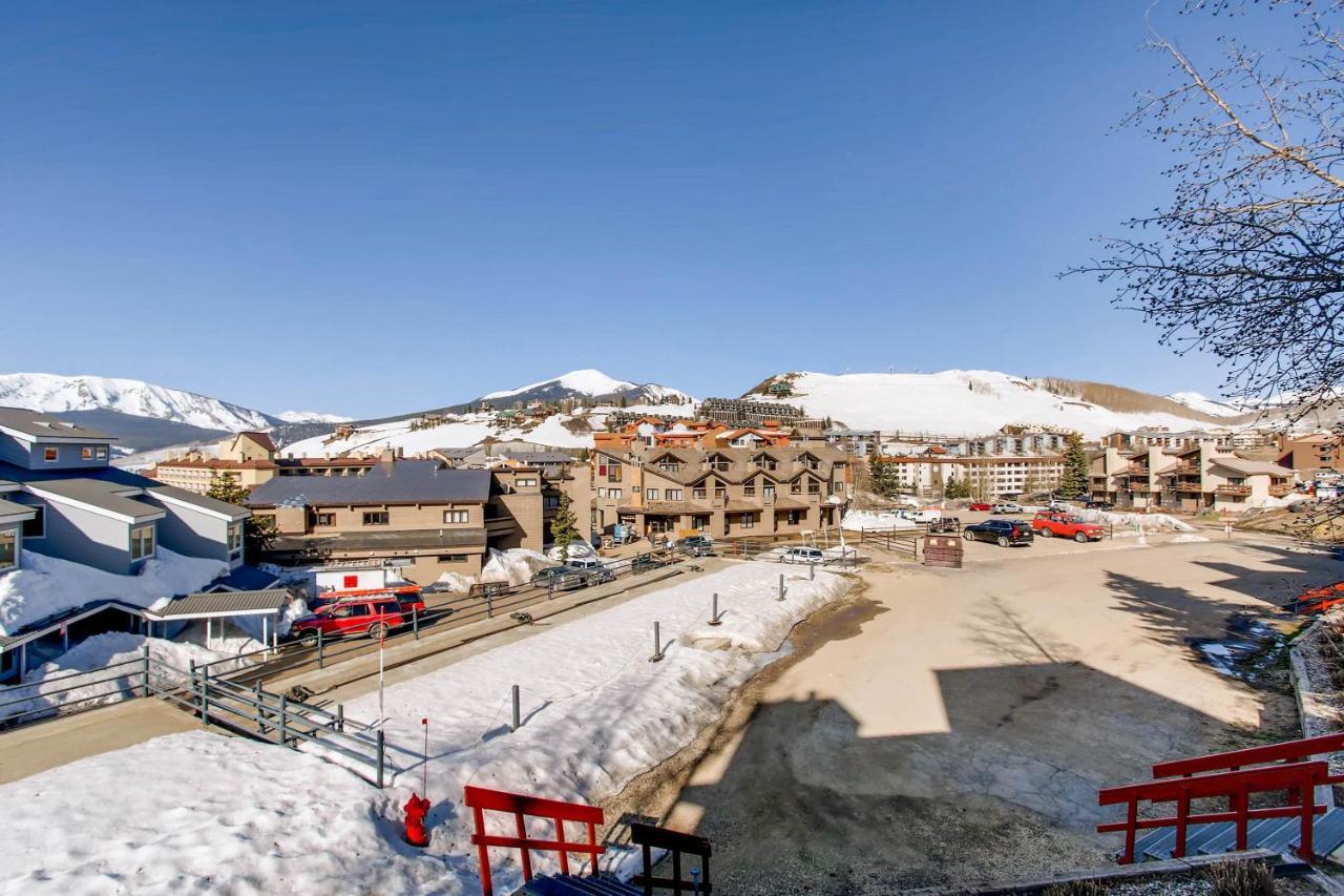 Ski-In Ski-Out Studio Private Balcony & Fireplace Condo Крестед-Бьютт Экстерьер фото